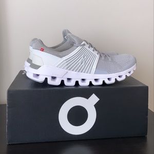 NWT On Cloud - Cloudswift Running Shoe